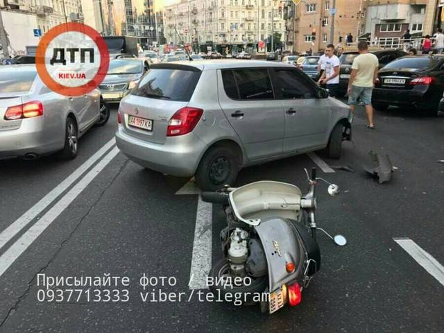 У Києві хотіли добити хлопця, який вижив у ДТП