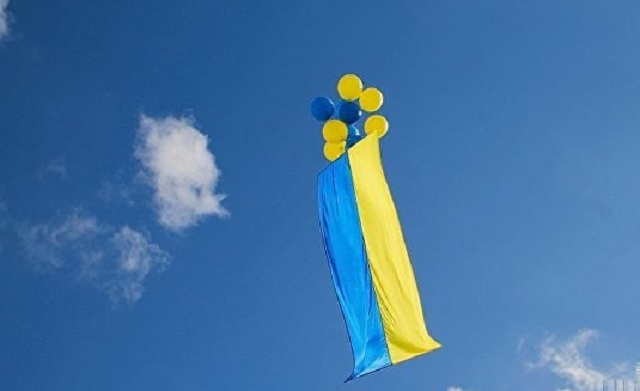 Каждый третий украинец хочет навсегда уехать из Украины, - опрос