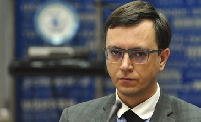 У Омеляна трещат крепления