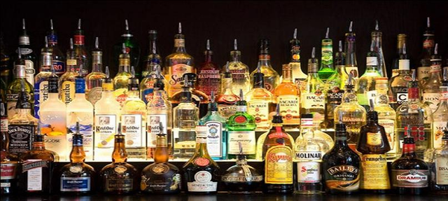 Суд принял окончательное решение по продаже "ночного" алкоголя в Киеве