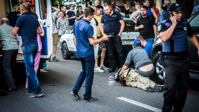 Атошников вписали в схемы садистов и аферистов