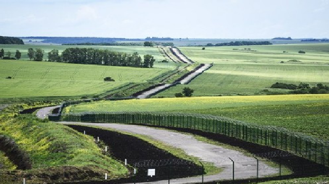 НАБУ розслідує розкрадання державних коштів на будівництво "Стіни"