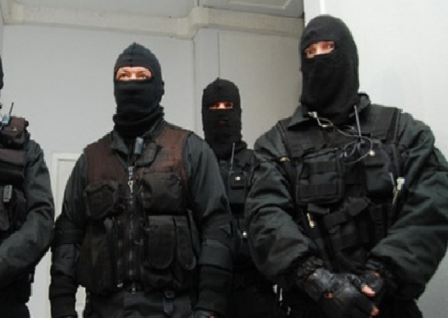 Жители села и АТОшники освободили предприятие от рейдеров