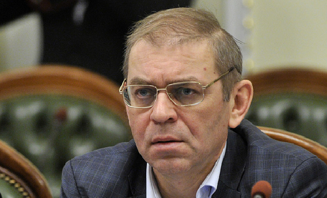 Пашинский уступил "клану" Порошенко многомиллионный контракт для армии