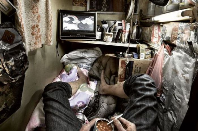 Очередной сюрприз от Гройсмана: подорожает то, на чем не сэкономишь