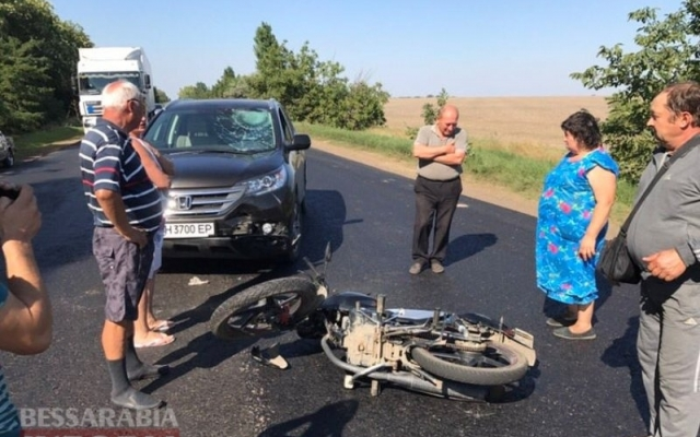 Автохам-депутат наехал на ногу регулировщику и стал виновником ещё одной аварии