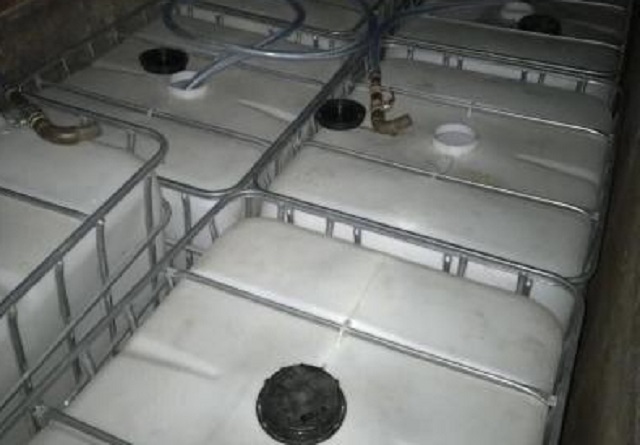 В Черновицкой обл. обнаружили 300-метровый спиртопровод в Молдавию