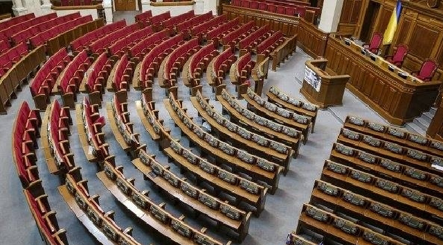 Дочасні вибори: черговий провал чи порятунок країни?