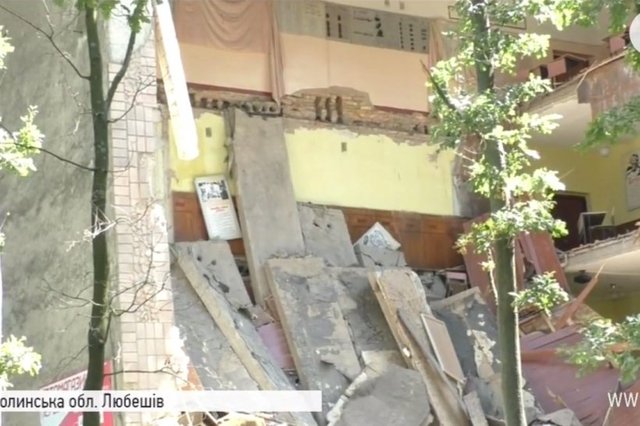 На Волині завалилось чотири поверхи навчального закладу