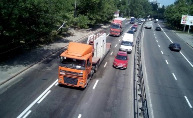 Киев закрыт для грузовиков