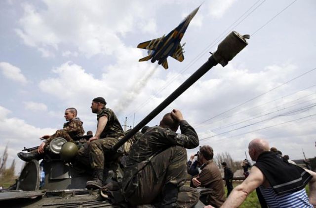 ВСУ приняли бой под Авдеевкой: стало известно о потерях