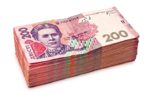 Как росли доходы украинцев: «съел» ли доллар рост зарплат и когда станем богаче
