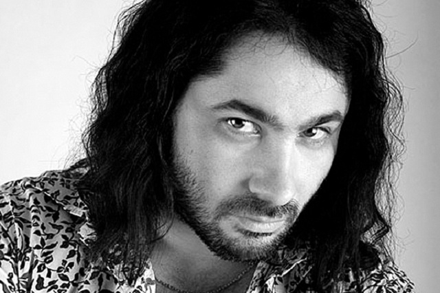 Проститутка прямо в центре Киева: россиянин возмутился "поющими" украинцами