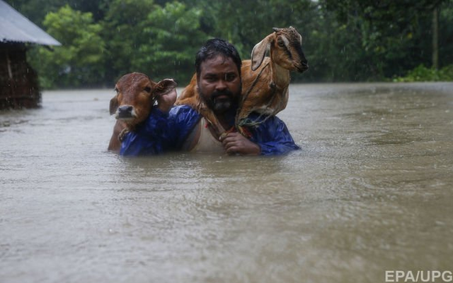 Наводнения и оползни в Непале: Число жертв выросло до 49 человек