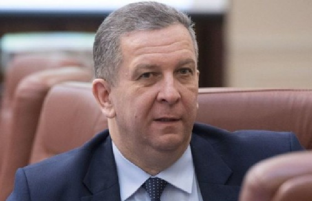 "Он, как бы это помягче, неумный. Совсем неумный", – Кочетков про Реву