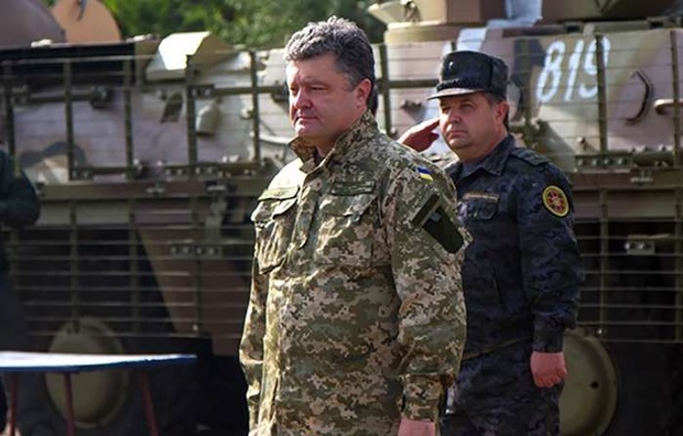 Армия закупит 130 санитарных автомобилей у завода Порошенко