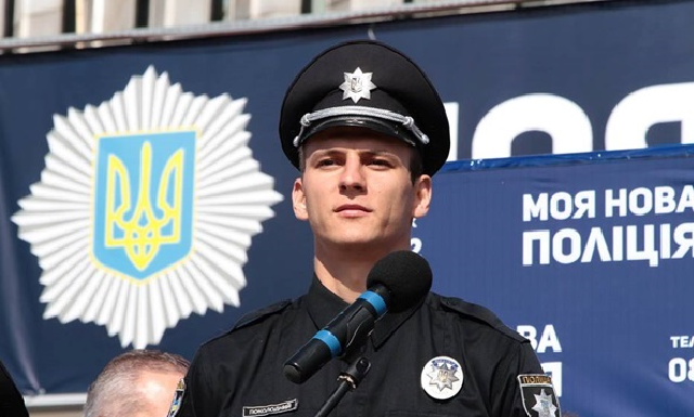 Как полицейские-рэкетиры "кошмарят" стихийных торговцев в Киеве