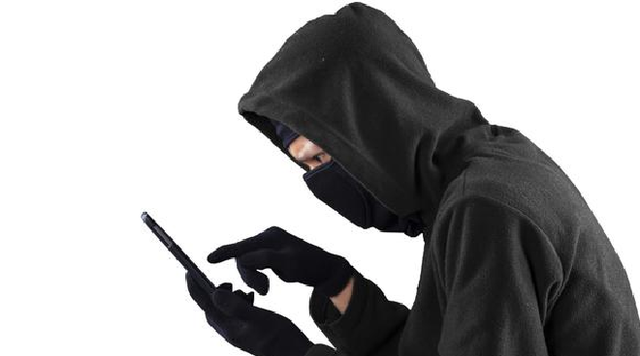 Отдал почти 130 тысяч гривен: жертвой мошенника стал девятилетний мальчик