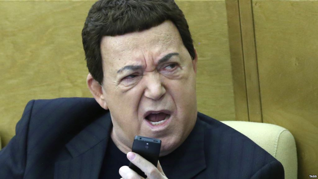 Неправославный Кобзон зашелся проклятиями в сторону украинцев