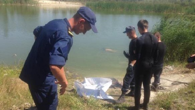 В озере под Киевом утонули двое влюбленных