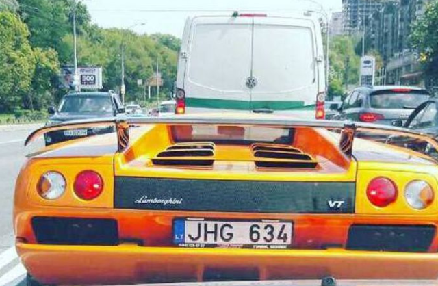 Lamborghini Diablo      