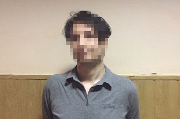 Пассажиры столичного метро обезвредили иностранца с ножом