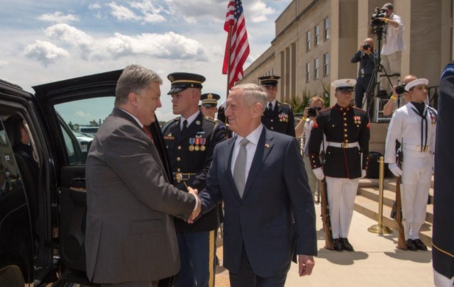 Касьянов: Визит Мэттиса — это пиар-ход