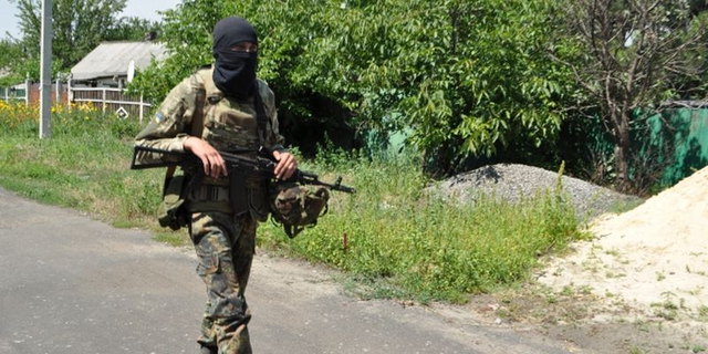 Под Мариуполем боевики уничтожают инфраструктуру и урожай в населенных пунктах