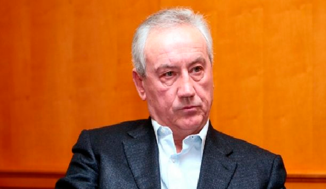 Олигарх Дыминский в экстренном порядке покинул Украину на частном самолёте