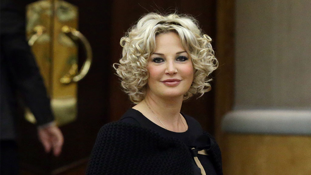 Чому вдову Вороненкова запросили співати на концерті до Дня Незалежності