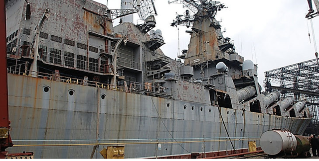 Приказано долго жить: почему ракетный крейсер «Украина» обречен на медленную смерть