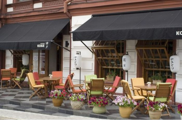 Известный украинский ресторан наказал туристов за посещение туалета