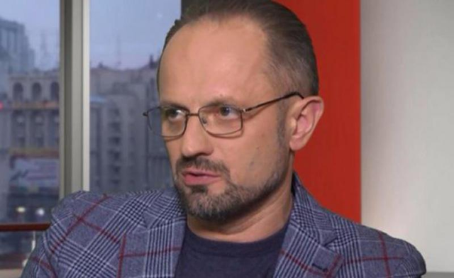 В Украине необходимо проводить досрочные парламентские выборы – Бессмертный