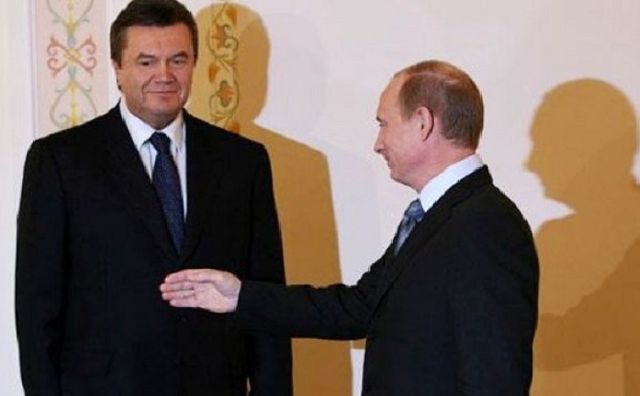 Путин приставил к Януковичу спецохрану – журналист