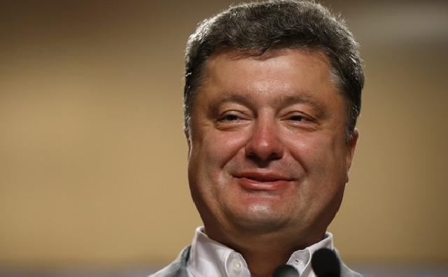 Порошенко создал монополию на рынке автогаза с помощью Курченко и Бакая
