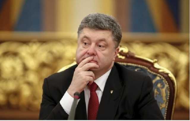 Политолог: Перед выборами Порошенко будет корчить из себя "сильную руку"