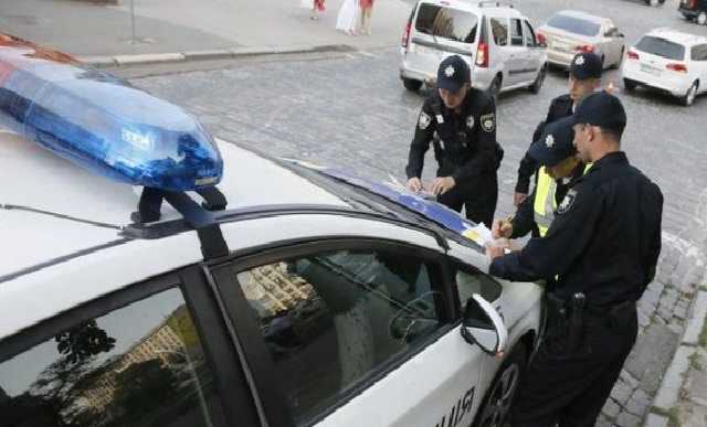 Адвокат назвал только 9 законных оснований остановки авто полицейским