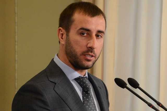 Нардеп Рыбалка рассказал, что на яхте в Сен-Тропе он был со спортсменками