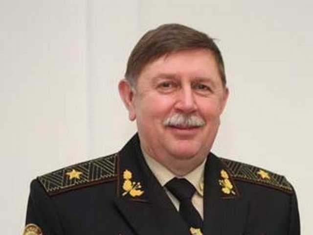 Нагородний травмат генерала Крiси проти нелегального АК. Очікуваний результат