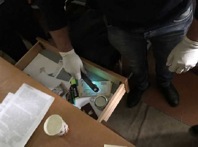 На взятке задержаны руководители госучреждений