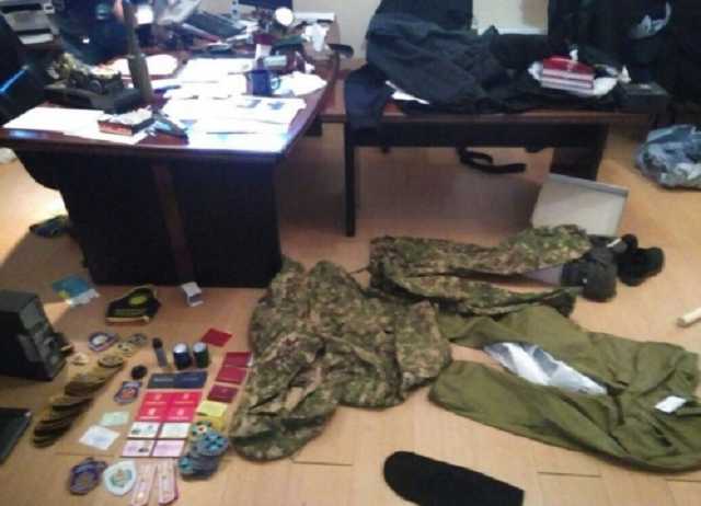 Фальшивые СБУшники «отжимали» авто и деньги у иностранцев