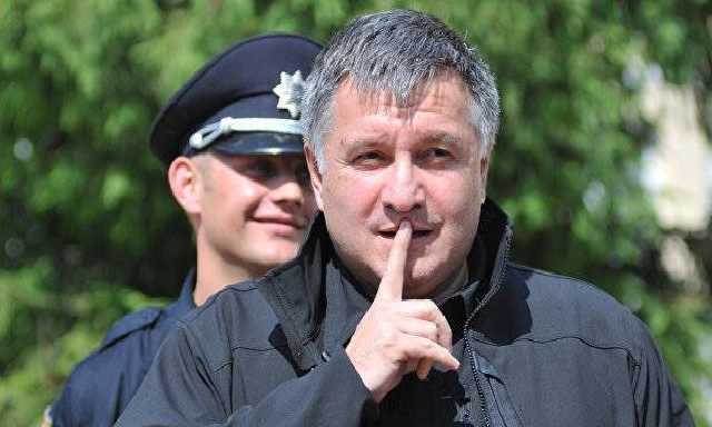 Михаил Подоляк «Почему молчал Аваков?»