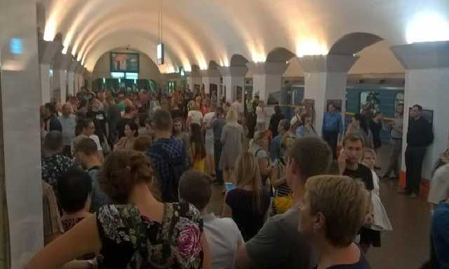 Задымление в метро Киева: очевидцы опубликовали видео