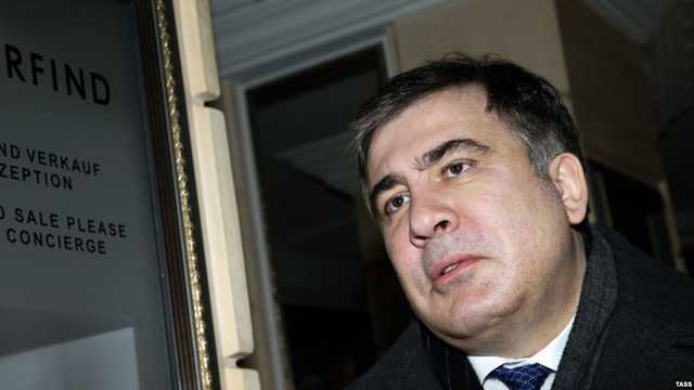 Доконали: Саакашвили отдал себя в руки суда