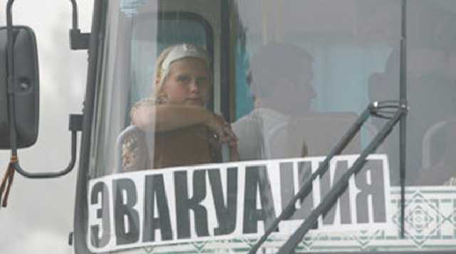 По всей России эвакуируют школы, вузы, вокзалы и торговые центры