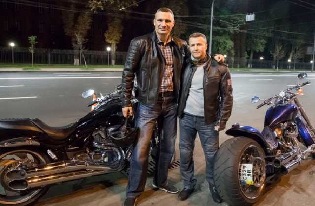 Глава «Киевавтодора» «забыл» задекларировать мотоцикл за 15 тысяч долларов?