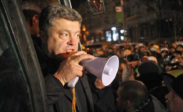 Месть за ложь. Чем окончится война Порошенко с обществом