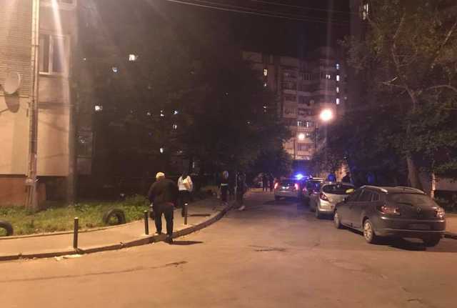 У Львові дівчина випала з дев’ятого поверху