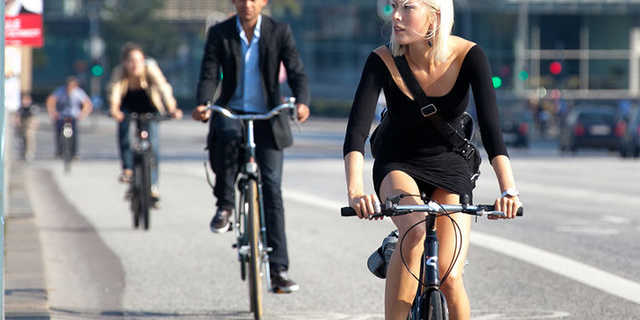 В пятницу киевлян призвали пересесть на велосипеды. Ждем пиар от чиновников