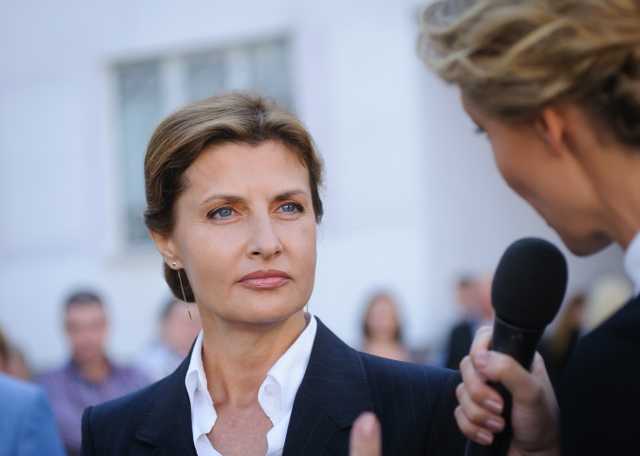 Марина Порошенко надягла українське на зустріч із Бріджит Макрон